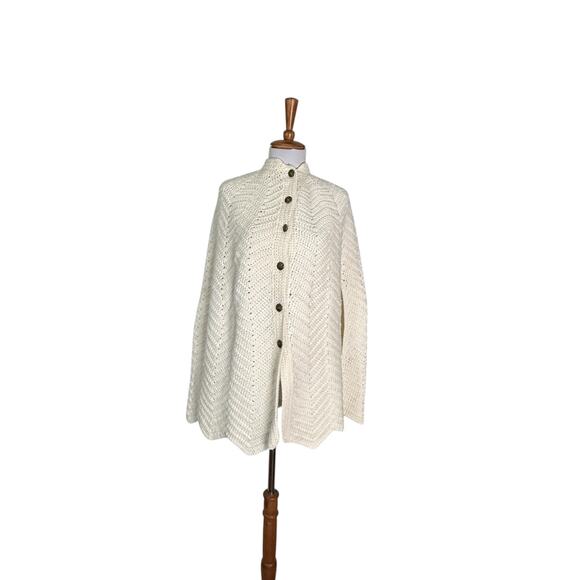 Vintage Hand Crocheted Cream Cape Poncho Boho Crochet Shawl Wrap - Picture 2 of 5